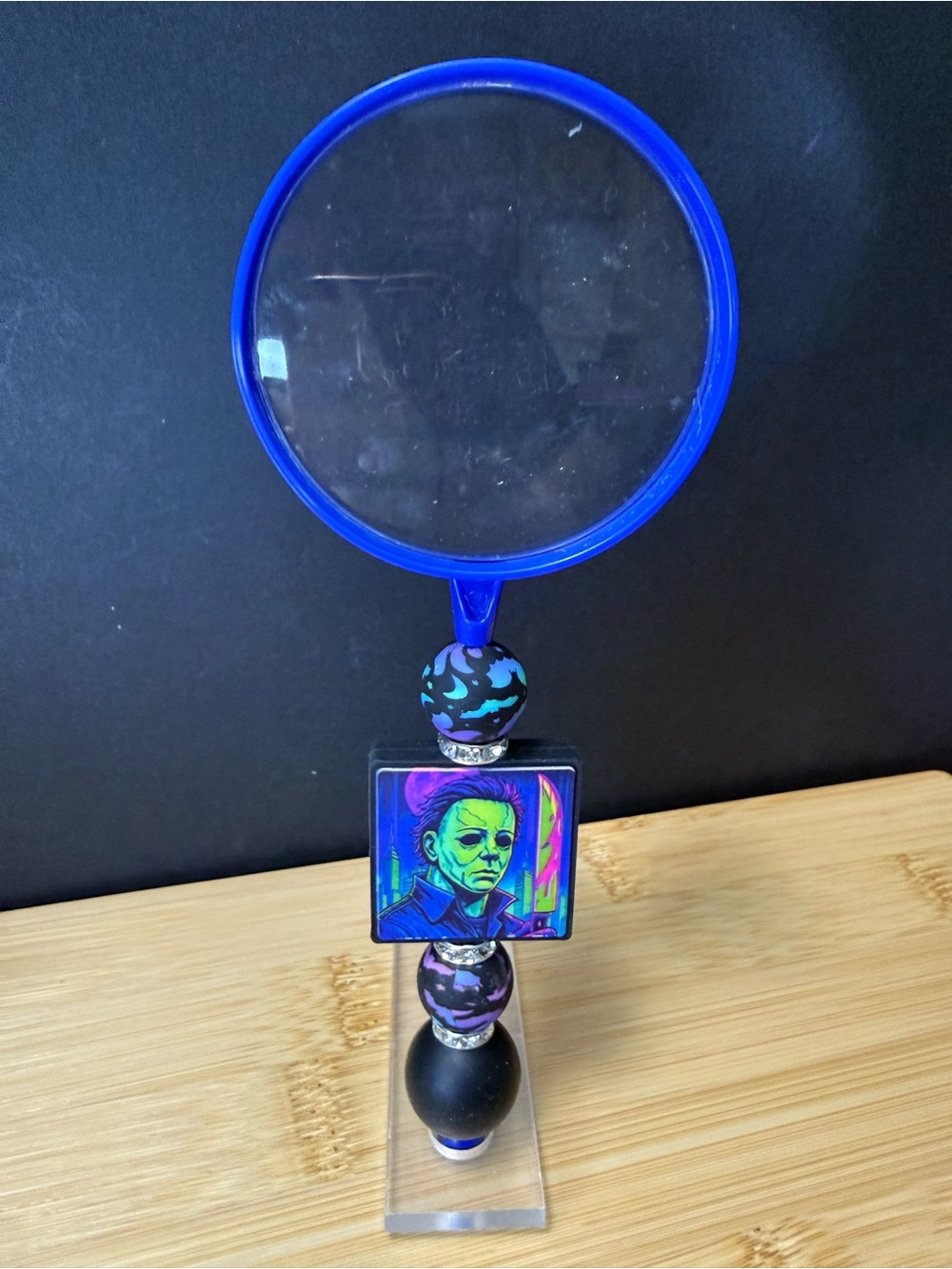 New Beaded Halloween Themed Magnifying Glass